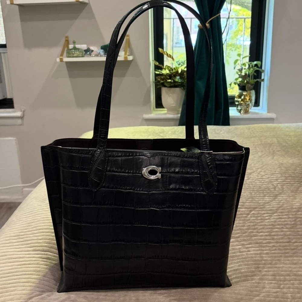 Coach Willow Tote Black Croc Embossed Leather Bag Turnlock 14” Laptop Work - Picture 5 of 8